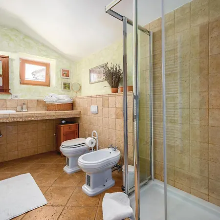 Gorgeous Home In Svetvincenat With Wifi Ferienhaus *