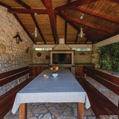 Croatia * Svetvinčenat